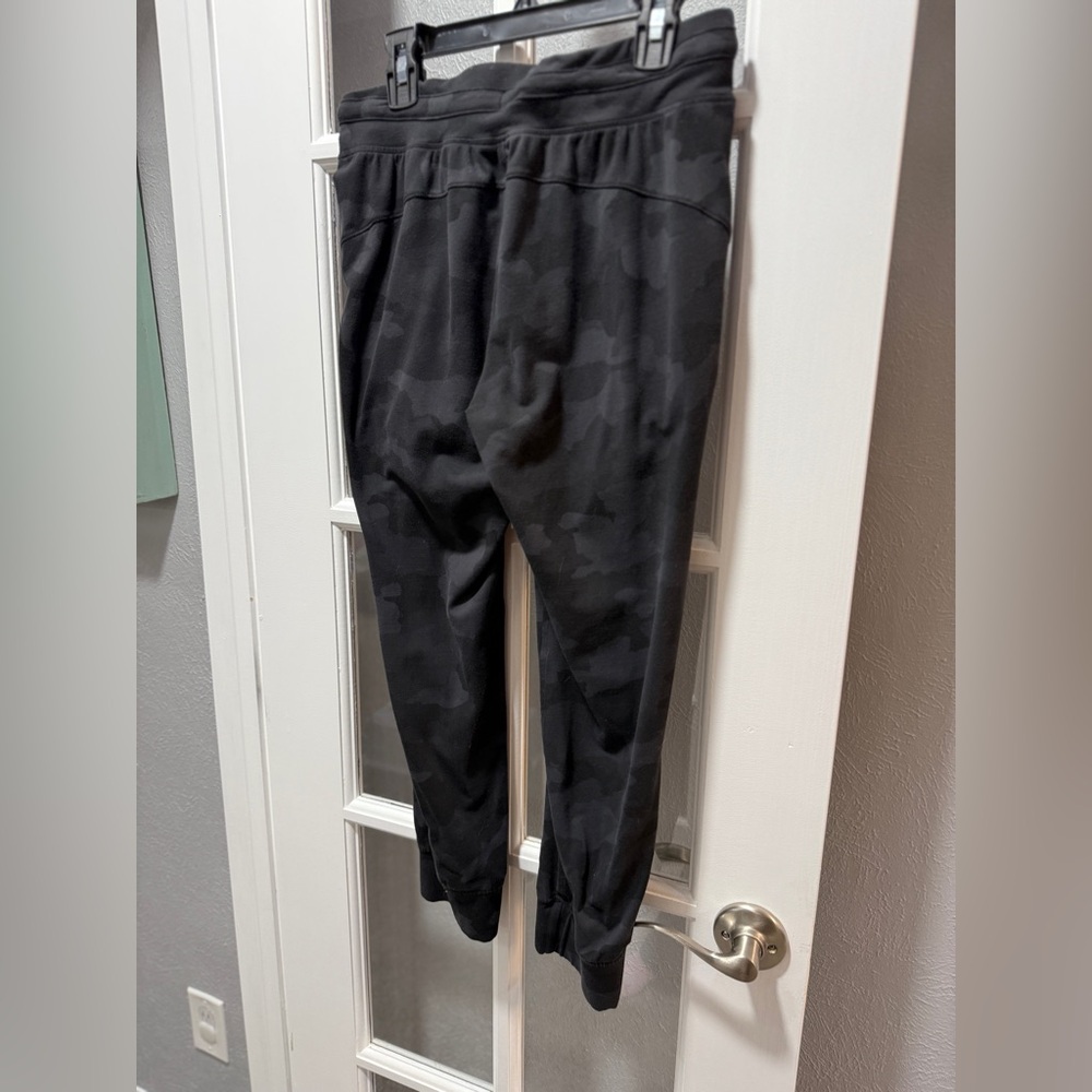 Lululemon Ready to Rulu Jogger Crop-Heritage 365 Camo Deep Coal Multi - Picture 6 of 14